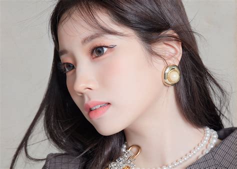 Also, it has a content rating of everyone open twice wallpapers kpop hd apk using the emulator or drag and drop the.apk file into the emulator to install the app. TWICE Eyes Wide Open Concept Photos (Style) (HD/HQ/HR) - K-Pop Database / dbkpop.com
