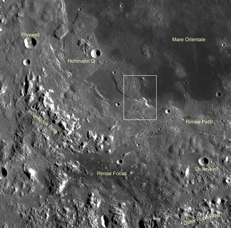 amazing orientale peaks and valleys lunar reconnaissance orbiter camera