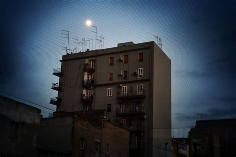 Codice generico 74100 non più in uso. Non solo Ilva: le foto raccontano i Tamburi a Taranto ...