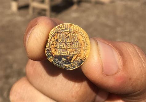 Teenagers Discover 1200 Year Old Coin In The Galilee