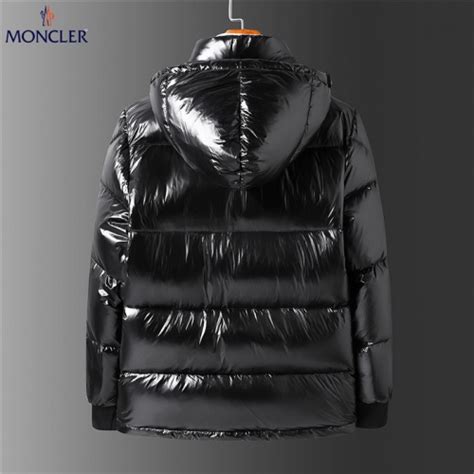 Cheap Moncler Down Feather Coat Long Sleeved For Men 811644 Replica