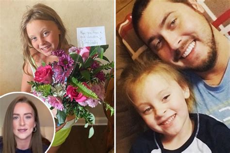 Teen Mom Leah Messer S Ex Husband Jeremy Surprises Their Daughter Addie 8 With Flowers After