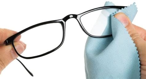 Worst And Best Ways To Clean Eyeglasses • Everyday Cheapskate