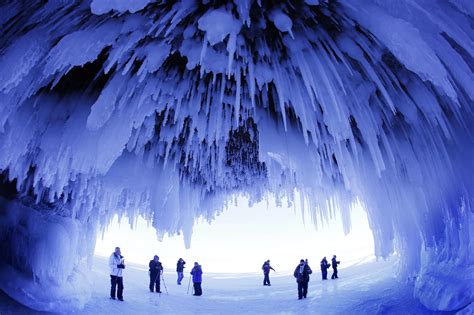 Lake Superior Ice Caves To Close This Weekend