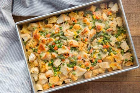 A great casserole recipe if you have leftover ham and mashed potatoes after a holiday meal. Leftover Turkey Casserole | FaveSouthernRecipes.com