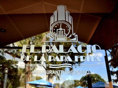 El por qué de la fecha no se sabe pero todos se suman a la celebración y más si resulta como excusa para comerlas. El Palacio de la Papa Frita | miBsAs.com