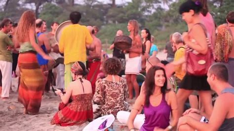 russians enjoying at arombol beach goa 2016 youtube
