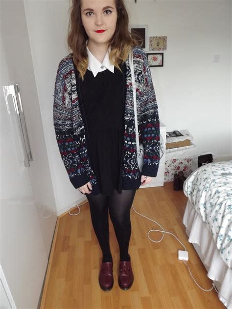 The Lucy Rose Fashion Uk Fashion Blog Sixth Form And College Outfit