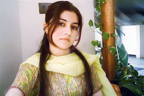 The jeans color should have a similar tone to the dress. PAKISTANI GIRLS | wallpapers 2011