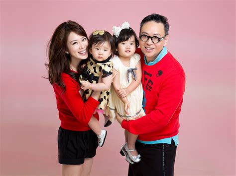 翻滾吧!阿信 翻滾吧!阿信線上看 翻滾吧!阿信免費 翻滾吧!阿信高清，翻滾吧!阿信 小鴨影音劇情介紹：宜蘭青年林育信（彭于晏 飾）曾經在體操隊度過了快樂的少年時代，那時活潑好動的小阿信擁有出色的天分而頗得教練器重，但年歲漸長，阿信先天的長短腳令他的體操水平難以提高，又. 女生就該任性 | 淘星聞 | Babyou 姊妹淘