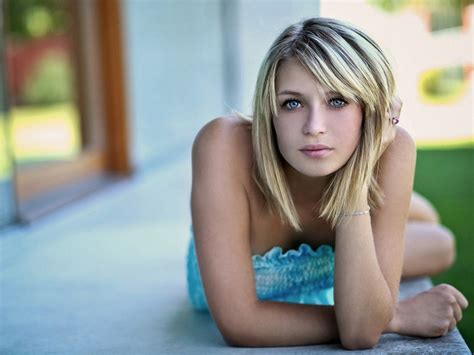 Free Download Gorgeous Blonde Wallpapers 33339 1280x960 1280x960 For Your Desktop Mobile