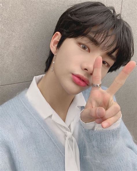 He is an actor, known for stray kids: Pin by Mirellahr on HYUNJIN in 2020 | Stray, Kids, Kpop