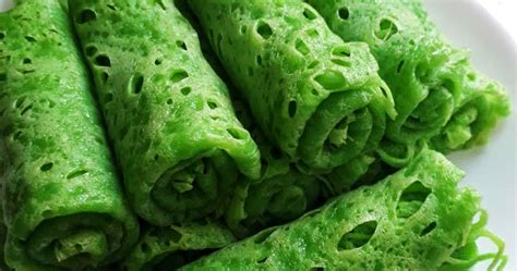 B) kuah santan seterusnya, masak kuah untuk pulut durian tersebut. DIARI DIELA: Roti Jala Pandan Kuah Durian