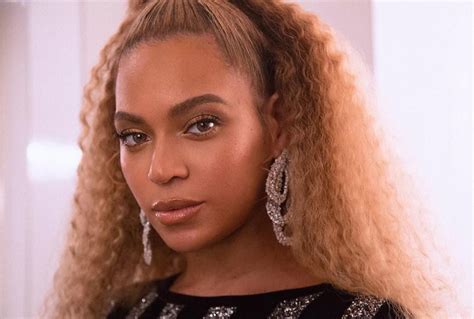 Bts está no topo do ranking dos artistas da música mais comentados no twitter em 2020. Beyoncé - LETRAS.MUS.BR