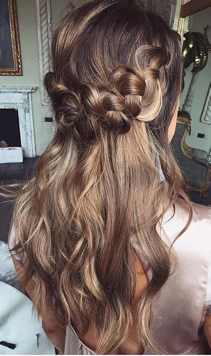 41 Popular Homecoming Hairstyles Thatll Steal The Night Siznews