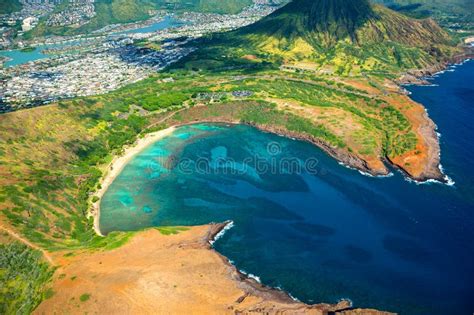 Hanauma Bay Hawaii Stock Image Image Of View Mountain 96997245