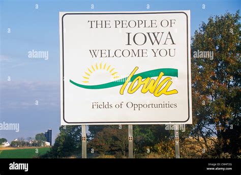 Welcome To Iowa Sign Stock Photo Alamy