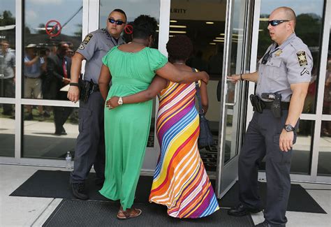 In Charleston Raw Emotion At Hearing For Suspect In Church Shooting