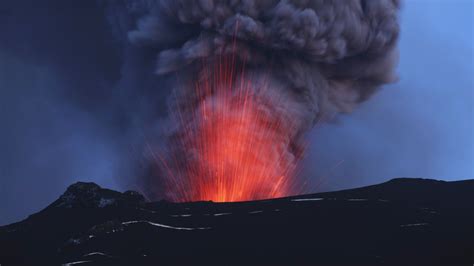 Swarm Of Big Earthquakes Rattles Icelands Katla Volcano Next Large