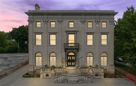 Historic Detroit Mansion Lists For 19 Million Photos In 2022