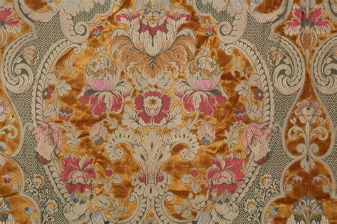 Clarence house/palazzo grassi 34766 color: 2.38 Yards Old World Weavers Tosca Silk Blend Velvet ...