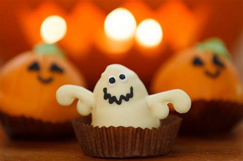 How To Throw A Terrifyingly Awesome Halloween Party Blog