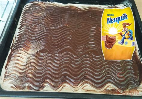 6 eier 150 g zucker 150 g nesquik 150 g butter 150 g mehl 1 pck. Apfel-Nesquik-Kuchen in 15 Minuten zubereitet - ein ...