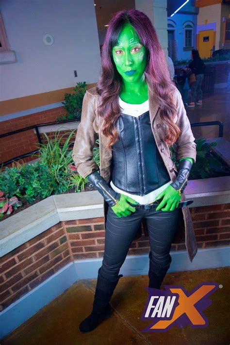 Gamora Cosplay At The Fanx Avengers Infinity War Private Screening Cosplay Gamora Fashion