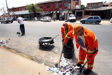 Limpeza De Santinhos Jogados Nas Ruas De Manaus Deve Ser Concluída Até Quarta Feira Portal