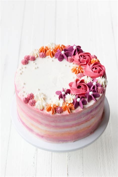 Your buttercream cake decorated stock images are ready. CAKE DECORATING/BUTTERCREAM BASICS Apr 6 & 13, 2020
