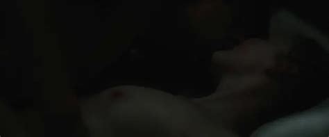 Nude Video Celebs Holliday Grainger Nude Tulip Fever 2017