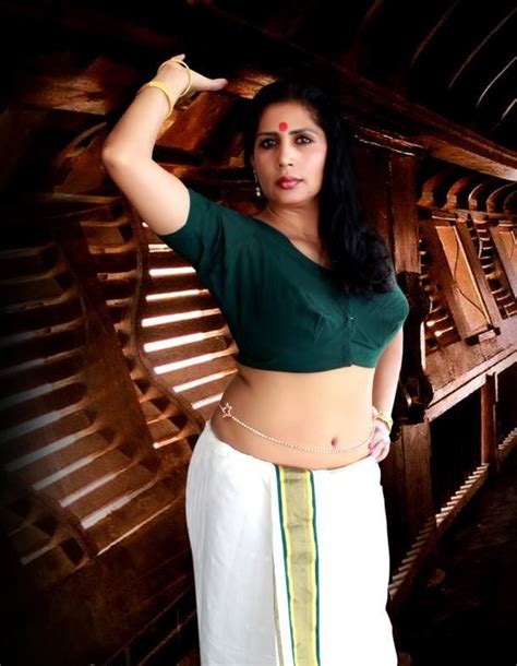 Pin By Hermanth Fakir On South Indian Fashion And Lifestyle Desi Masala Navel Hot Actress Navel