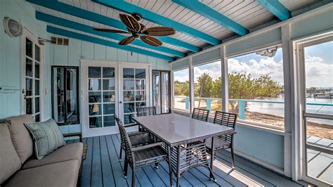 Great Guana Cay, Abaco | Playa Monkey Upstairs - Cottage Vacation Rental