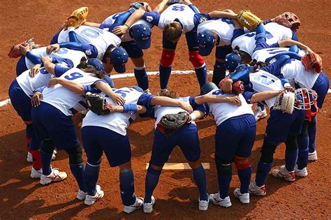 17 Best Images About Softball Action Shots On Pinterest Amazing