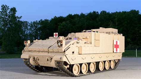 First Ampv For Us Army Rolls Off Production Line To Begin M113