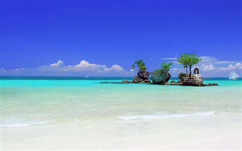 3 Beautiful And Famous Beaches In Boracay Philippines Travel Pinas Islas