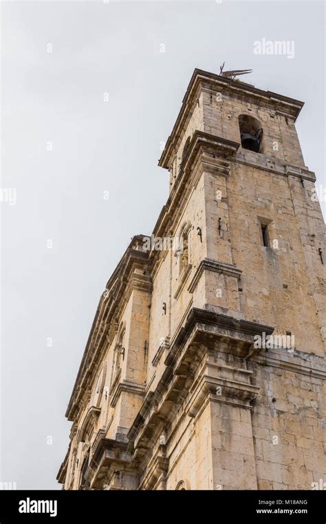 Castel Di Sangro Abruzzo Italy October 13 2017 Basilica Of Santa Maria Enjoys The Ancient