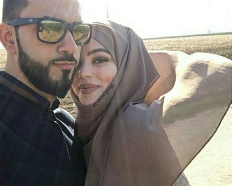 Beautiful Muslim Couples Panosundaki Pin