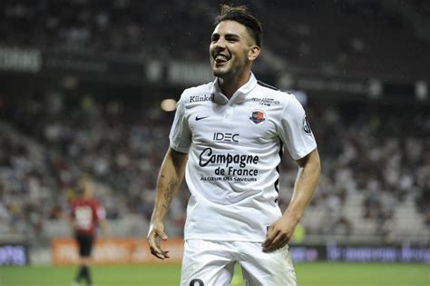 Latest on montpellier forward andy delort including news, stats, videos, highlights and more on espn. Tigres acepta interés por el francés Andy Delort, El Siglo ...
