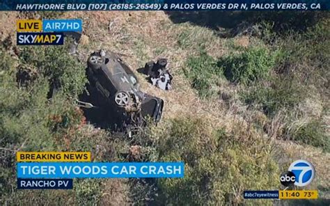 Pictures Of Tiger Woods Horror Crash The Standard Entertainment