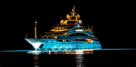 61m Benetti Super Yacht Diamonds Are Forever Fb 253 By Night Photo Credit To Daniel