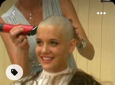 Best Shot Of Jackie Look At How Happy She Is Having Her Head Shaved 🪑 ️