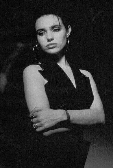beatrice dalle feingold betty blue 00s fashion louise brooks french beauty aesthetic people