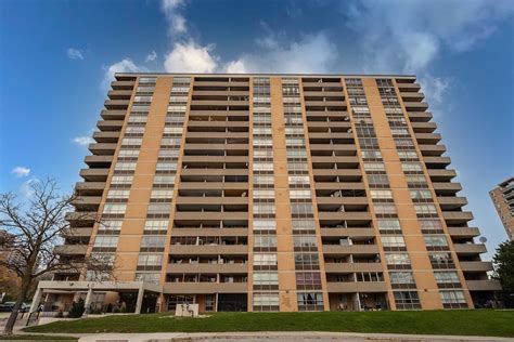 40 Panorama Crt | 40 Panorama Court Condos - strata.ca