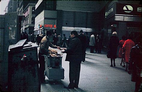 37 Amazing Photographs Capture Street Scenes Of New York