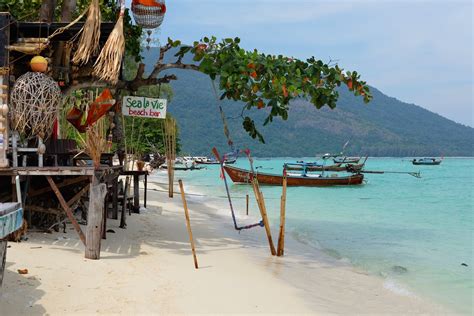 Koh Lipe A Little Thai Island That Offers A Lot Chow Traveller