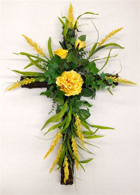 Maybe you would like to learn more about one of these? Funeral flowers diy, Funeral flowers, Funeral flower ...