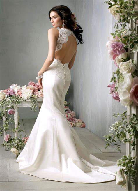 23 Elegant And Glamorous Wedding Dresses