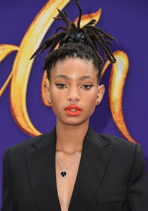 Willow camille reign smith (born october 31, 2000), also known mononymously as willow, is an american singer, songwriter, rapper, record producer, actress and dancer. WILLOW SMITH at Aladdin Premiere in Hollywood 05/21/2019 ...