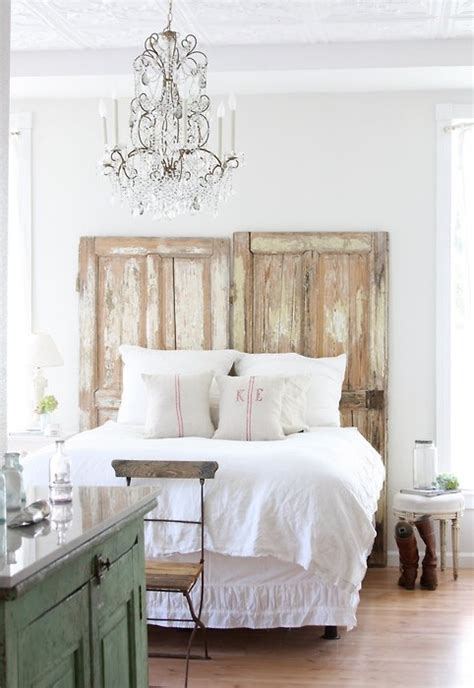This rustic set of shelves will work with almost any bedroom decor. Interiors: Cozy Country Chic Bedrooms | becoming a wedding ...